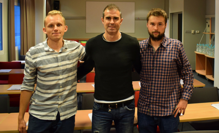 Od lewej: Przemysław Mamczak, Gaizka Garitano, Paweł Szymański