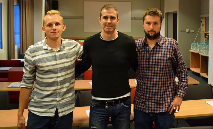 Od lewej: Przemysław Mamczak, Gaizka Garitano, Paweł Szymański
